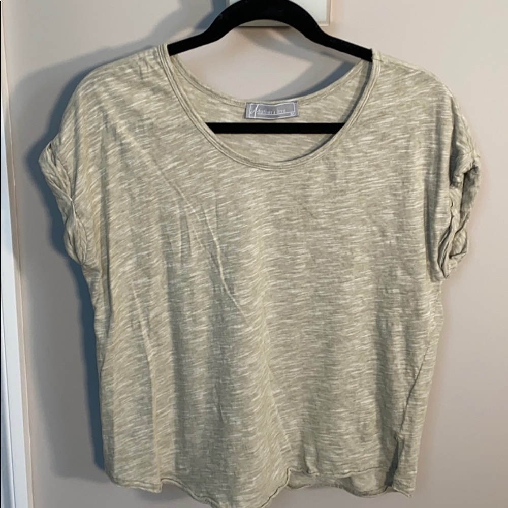 Women’s short sleeve tee